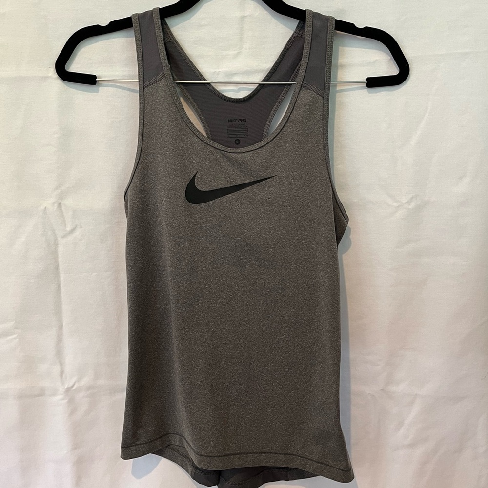 Nike Women's Gray Tank Top